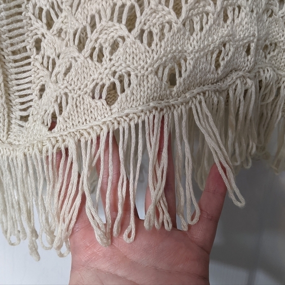 Y2K‎ Windsor Bohemian Crochet Fringe Open Side V-Neck Shawl Top Size S/M - Picture 7 of 8